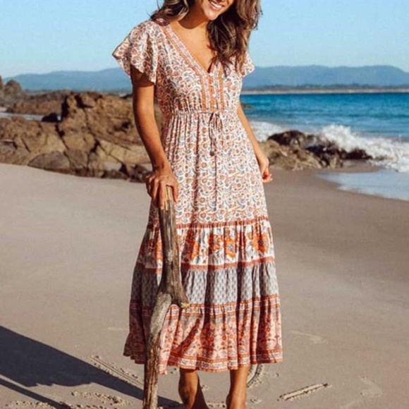 Dresses & Skirts - Boho Chic Gypsy Floral print Maxi Dress